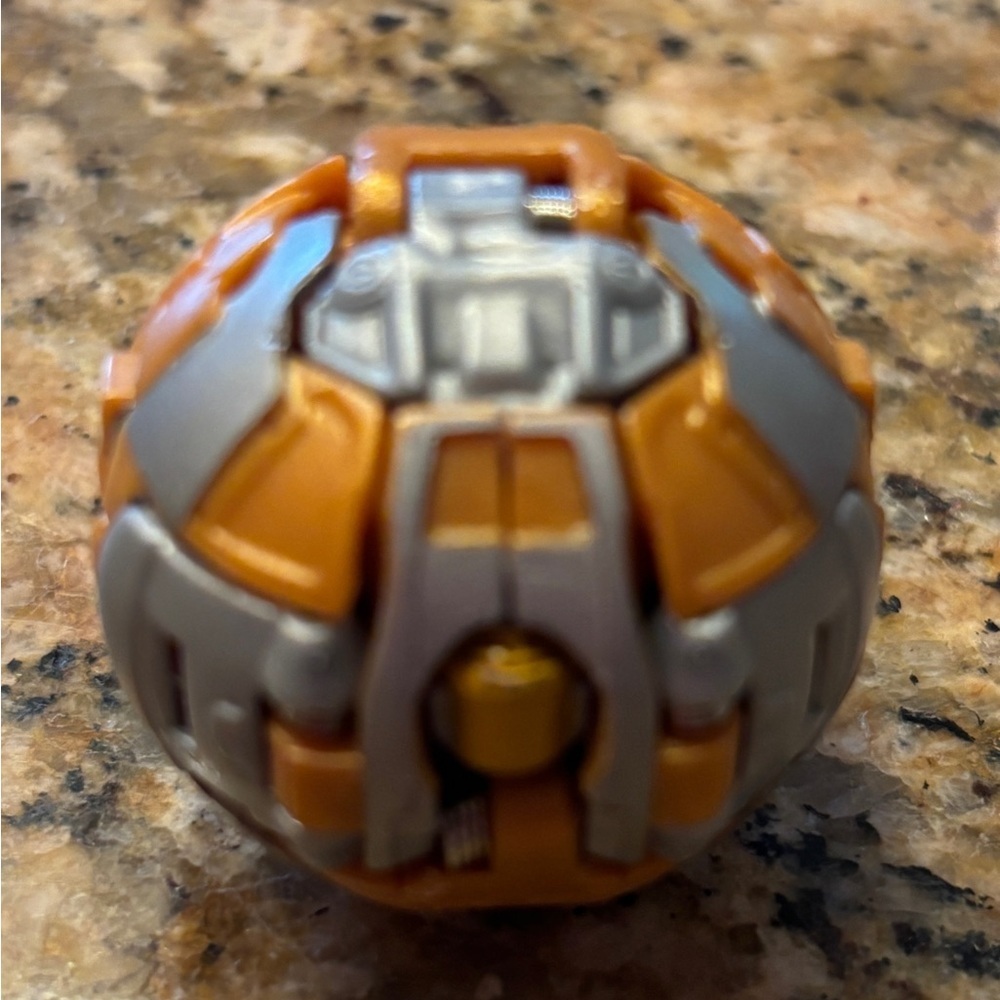 Bakugan Battle Planet Spin Master Brown Aurelus Ultra Goreene B200 - Picture 4 of 5